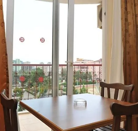 Best House Apart 2 מלון דירות אלאניה