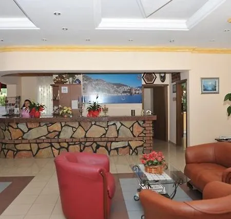Best House Apart 2 אלאניה