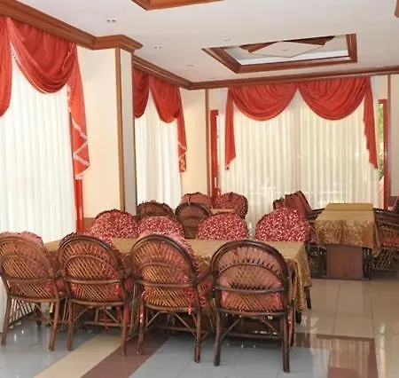 מלון דירות Best House Apart 2 אלאניה