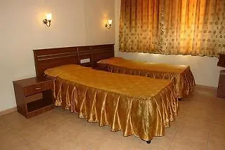 Best House Apart 2 מלון דירות אלאניה